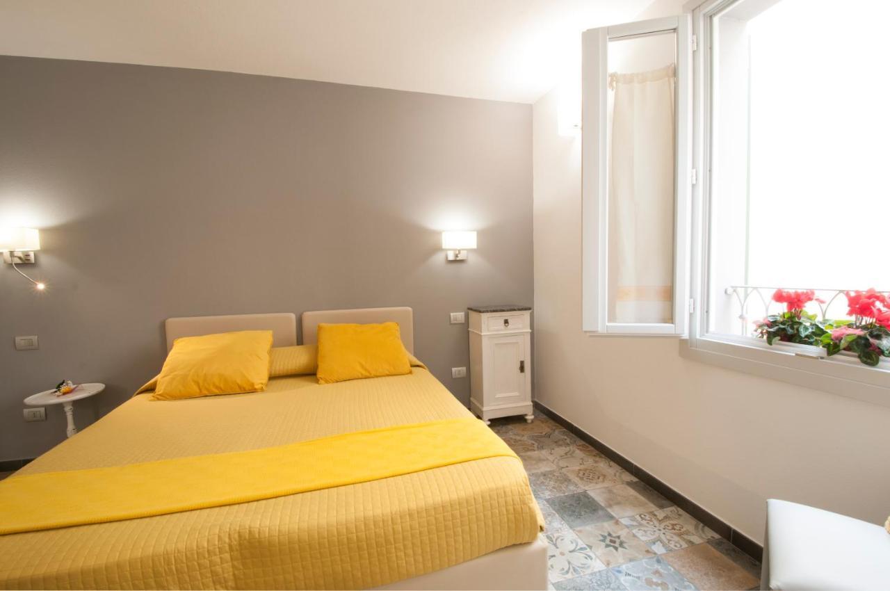 Santa Chiara - Il Milese Hotel Alghero Bagian luar foto